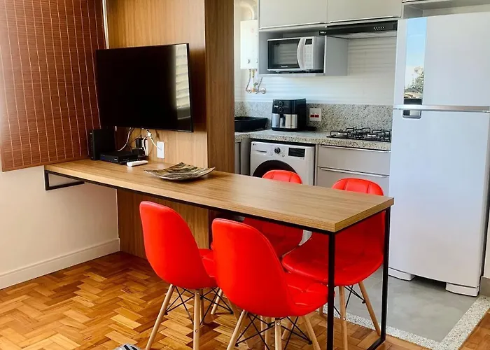 Leblon - Recem-Reformado Com Vista Mar. Apartamento Rio de Janeiro